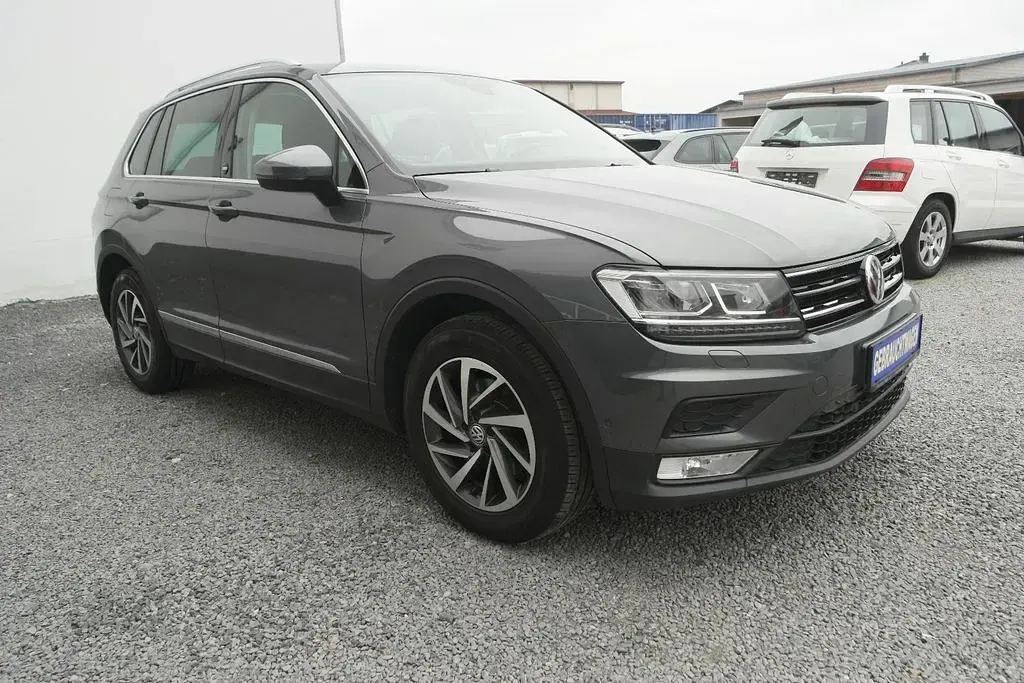 Gebraucht VW Tiguan Sound 150 PS (110 kW) 2017 Grau SUV