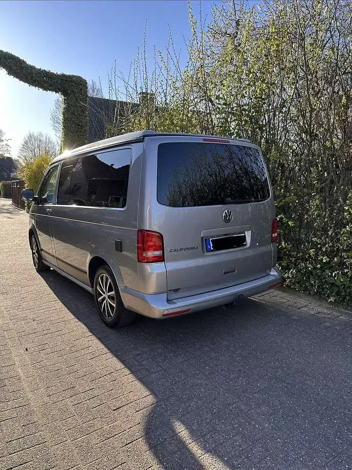 Gebraucht VW T5 Beach 179 PS (131 kW) 2014 Beige Van
