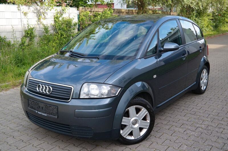 Grau Gebraucht 2005 Audi A2 Sport Kleinwagen | 2.990 € (Guter Preis) - Bild 1/4