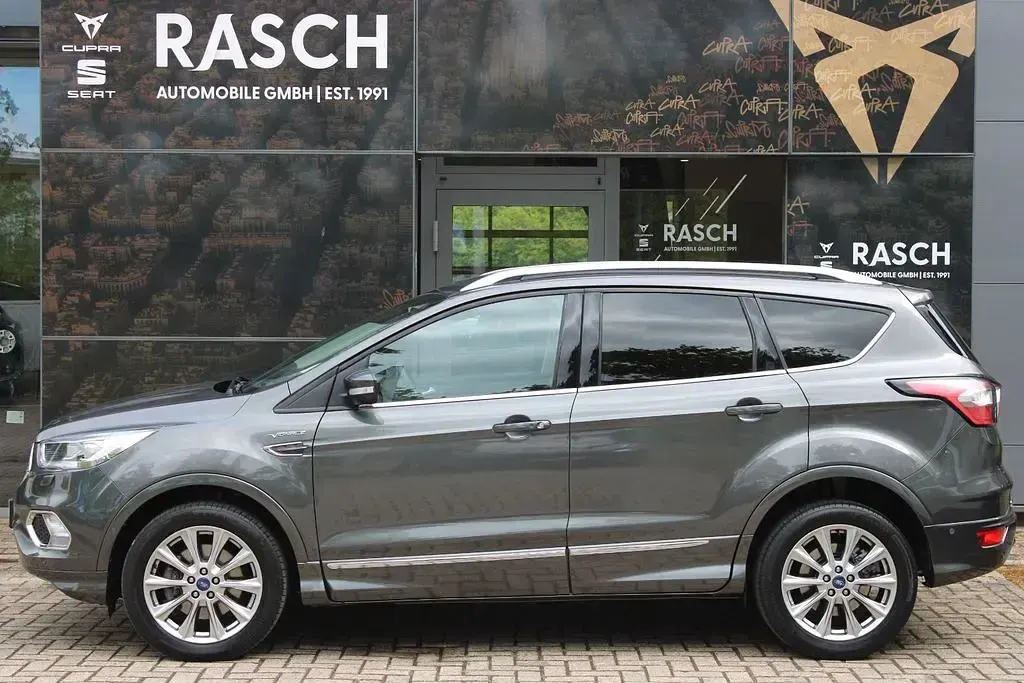 Gebraucht Ford Kuga Vignale 179 PS (131 kW) 2019 Grau SUV