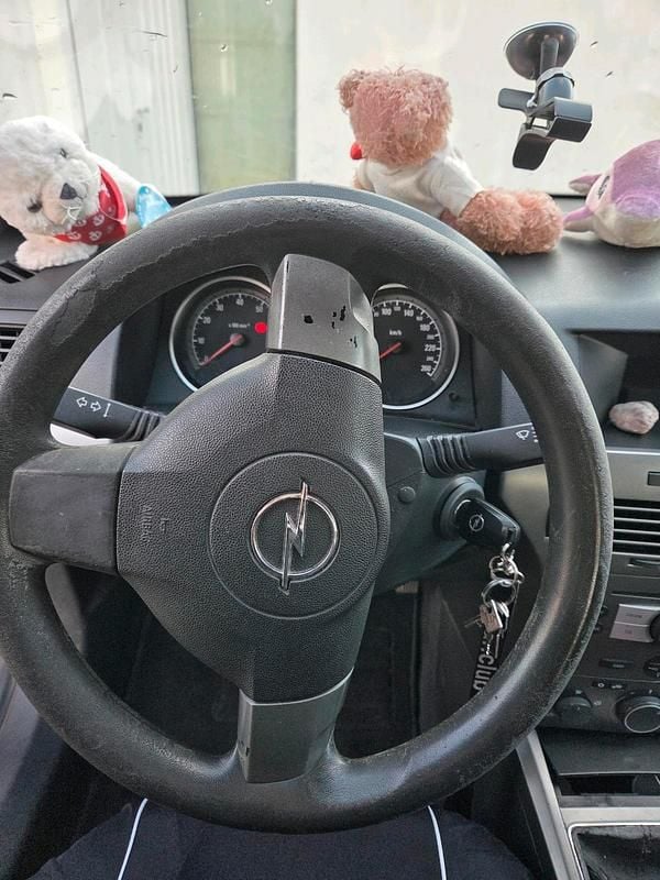 Gebraucht Opel Astra 101 PS (74 kW) 2005 Grau Kombi