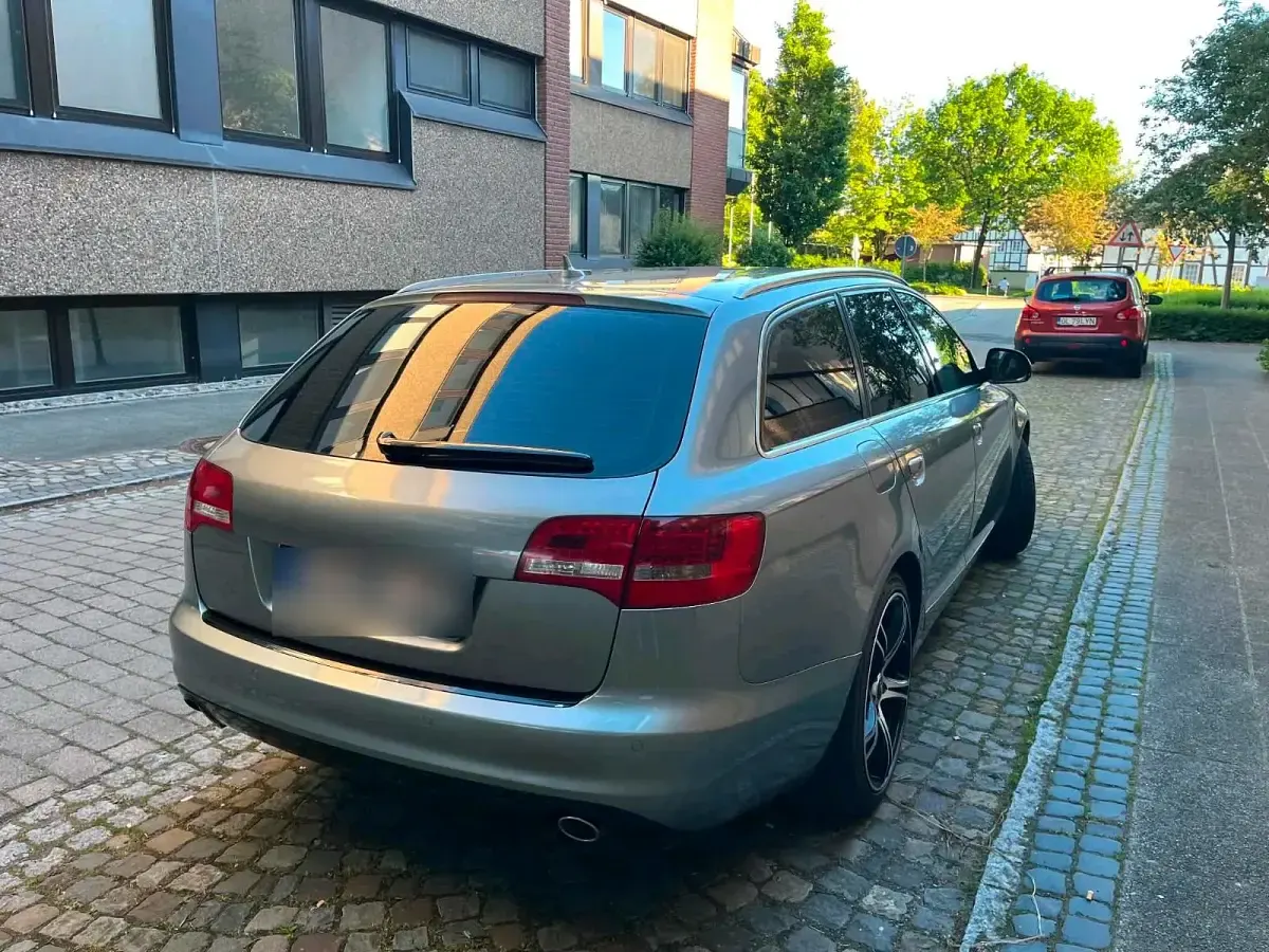 Gebraucht Audi A6 190 PS (139 kW) 2009 Grau Kombi