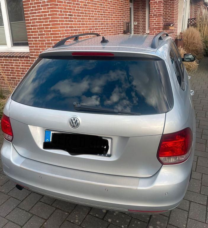 Gebraucht VW Golf VI Match 105 PS (77 kW) 2013 Grau Kleinwagen