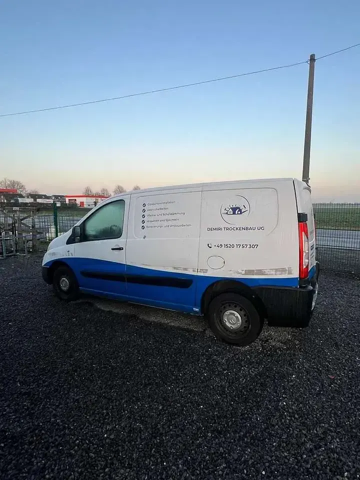 Used Citroën Jumpy 90 HP (66 kW) 2013 White Minivan