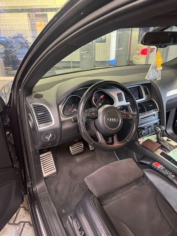 Gebraucht 2012 Audi Q7 Comfort SUV | 20.000 € (Etwas zu teuer) - Bild 1/4