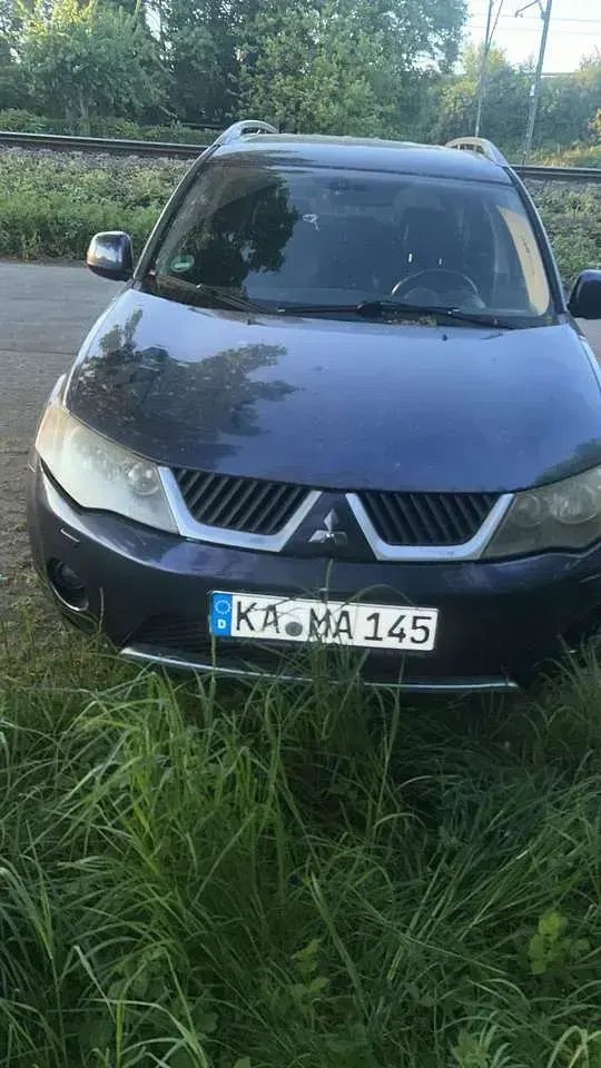 Gebraucht Mitsubishi Outlander Instyle 156 PS (114 kW) 2010 Blau SUV