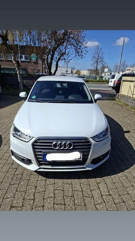Gebraucht Audi A1 Basis 95 PS (69 kW) 2016 Weiß Kleinwagen