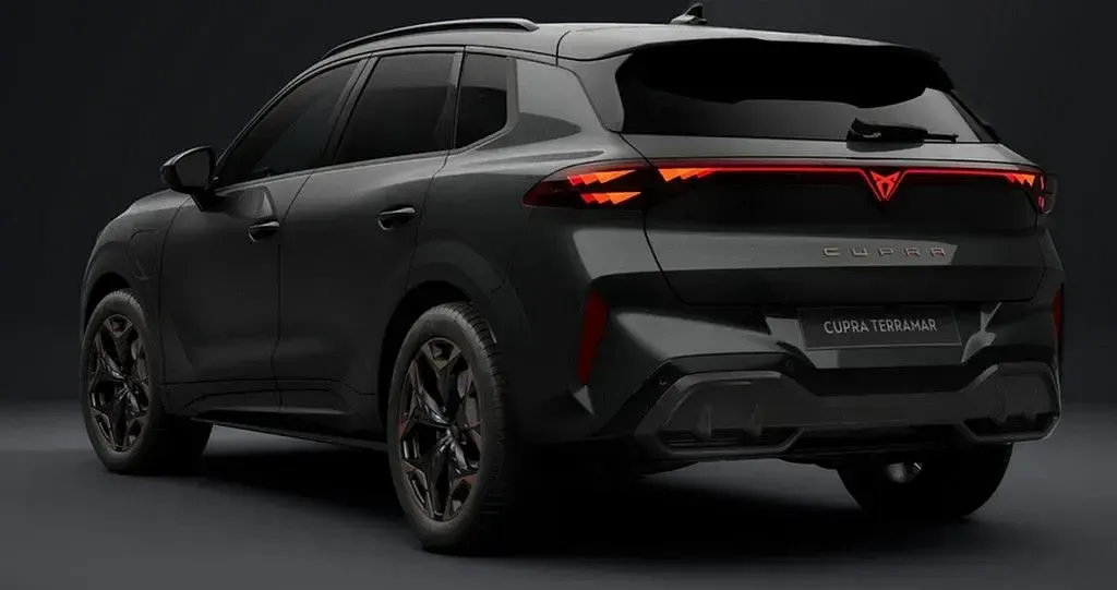Neu Cupra Terramar VZ 177 PS (130 kW) 2026 Grau SUV