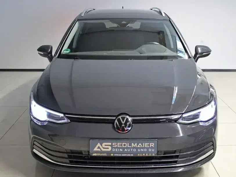 Używany VW Golf VIII Move 150 KM (110 kW) 2024 Szary Kombi