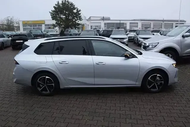 Gebraucht Opel Astra Edition 110 PS (80 kW) 2025 Silber Kombi