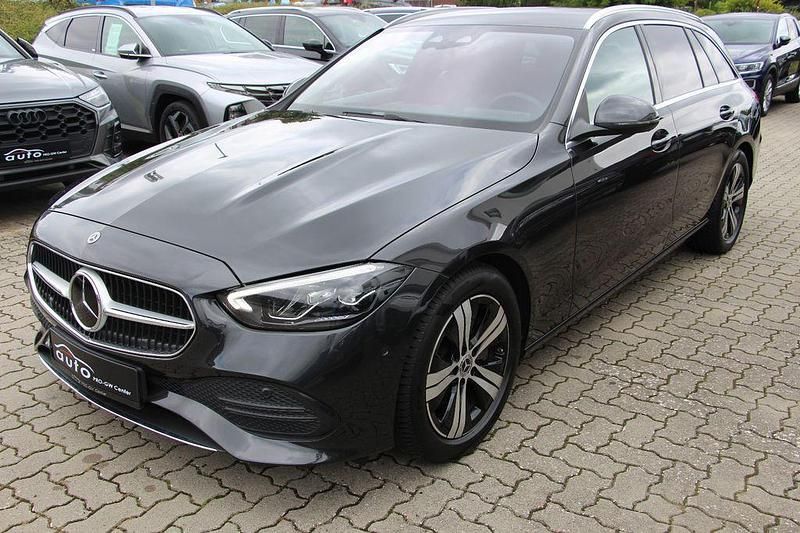 Grau Gebraucht 2022 Mercedes C220 Kombi | 32.990 € (Teuer) - Bild 1/4