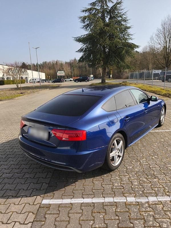 Gebraucht Audi A5 190 PS (139 kW) 2016 Blau Coupé