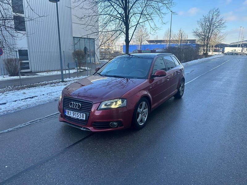 Rot Gebraucht 2009 Audi A3 S-Line Limousine | 3.700 € (Superpreis) - Bild 1/4