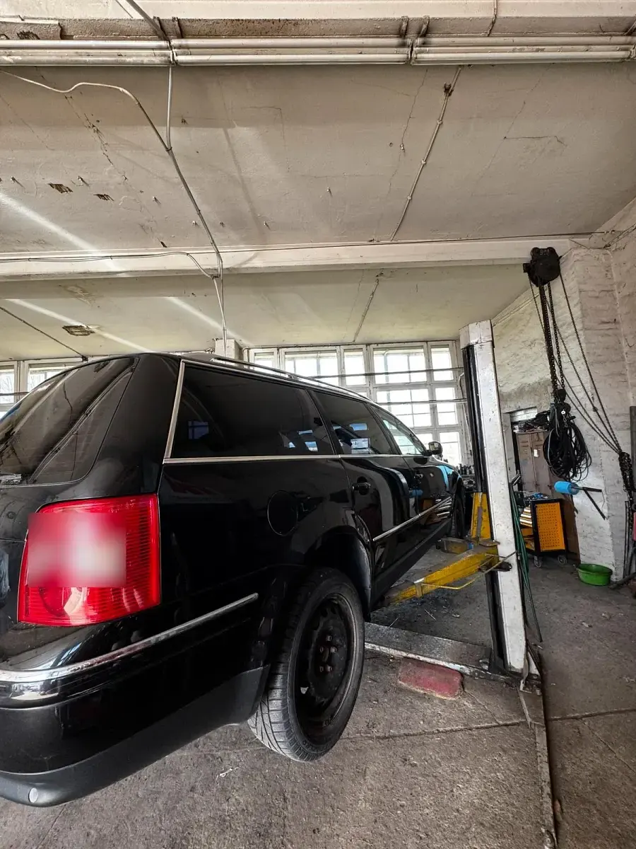 Gebraucht VW Passat 163 PS (119 kW) 2003 Schwarz Kombi