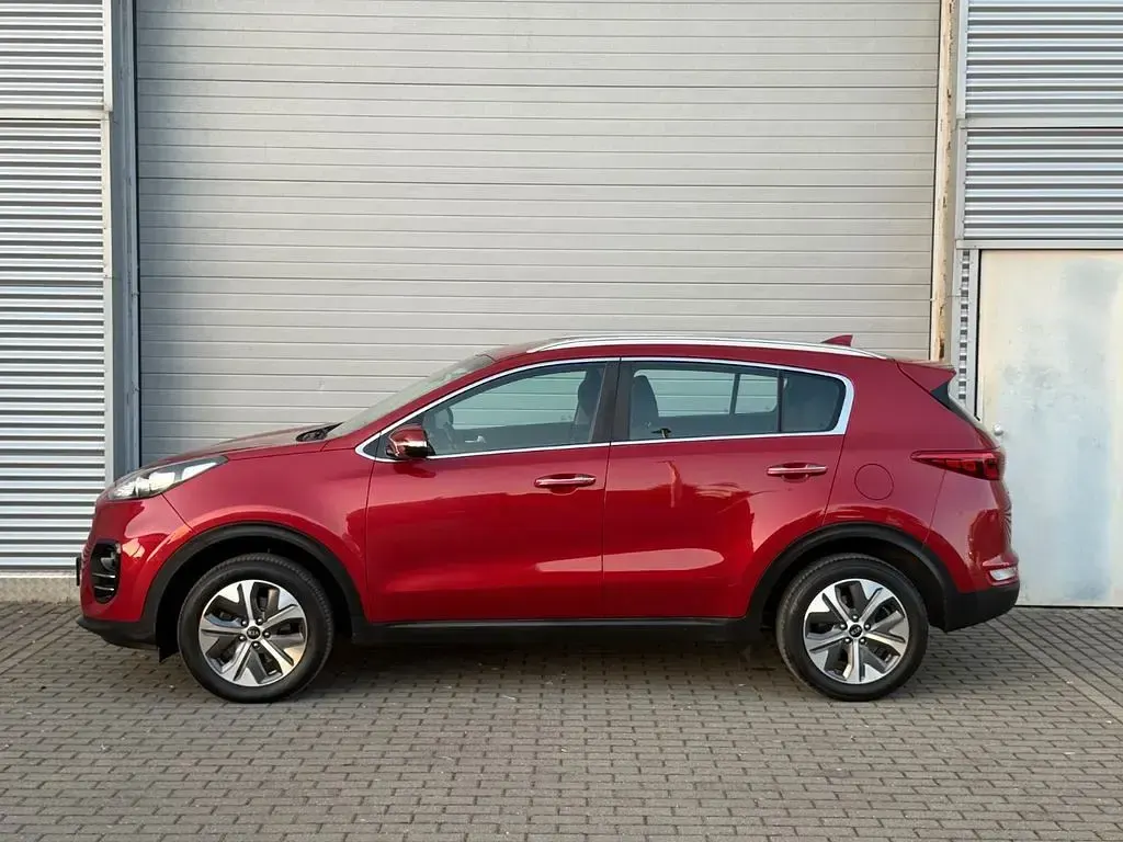 Gebraucht Kia Sportage Vision 132 PS (97 kW) 2016 Rot SUV