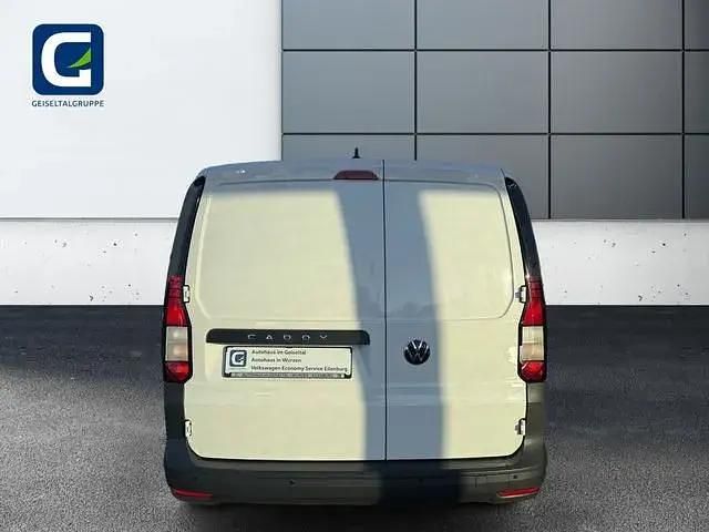 Gebraucht VW Caddy 102 PS (75 kW) 2024 Candy weiss Van / Kleinbus