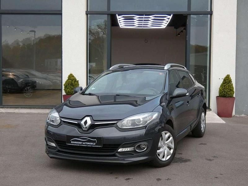 Grau Gebraucht 2014 Renault Mégane GrandTour Kombi | 5.370 € (Guter Preis) - Bild 1/4