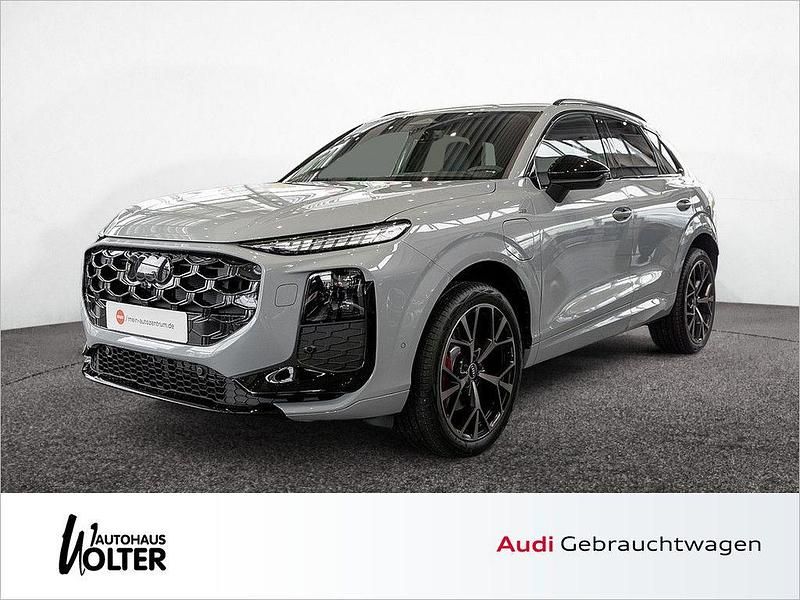 Pfeilgrau Gebraucht 2025 Audi Q3 Sport SUV | 66.977 € - Bild 1/4