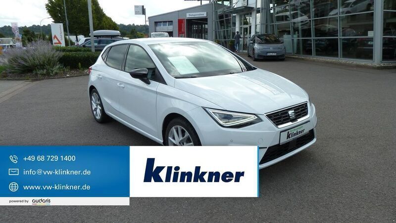 Weiß Gebraucht 2023 Seat Ibiza FR Limousine | 21.990 € (Teuer) - Bild 1/4
