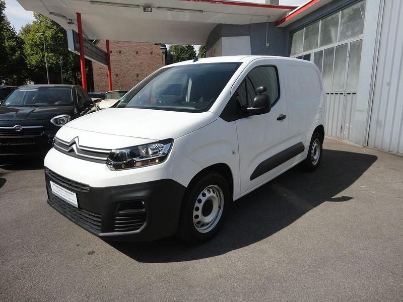 Weiß Gebraucht 2019 Citroën Berlingo Van / Kleinbus | 9.999 € (Superpreis) - Bild 1/4