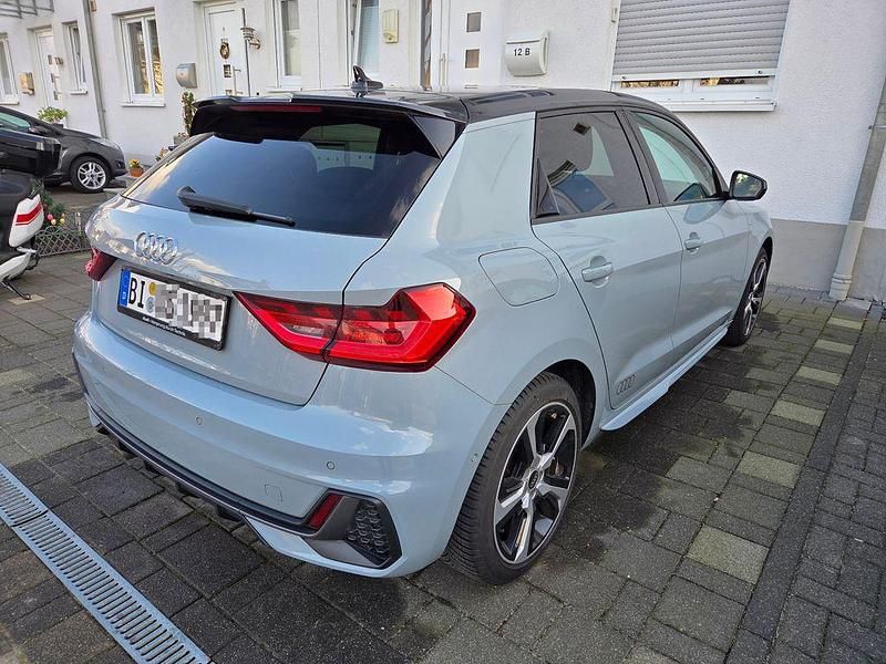 Gebraucht Audi A1 S-Line 207 PS (152 kW) 2022 Grau SUV