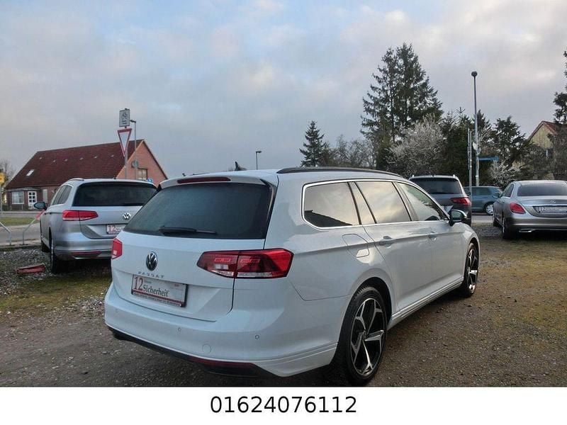 Gebraucht VW Passat 200 PS (147 kW) 2022 Weiß Kombi