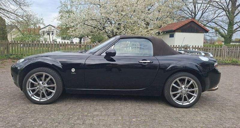 Second-hand Mazda MX5 160 CP (117 kW) 2008 Negru Cabrio
