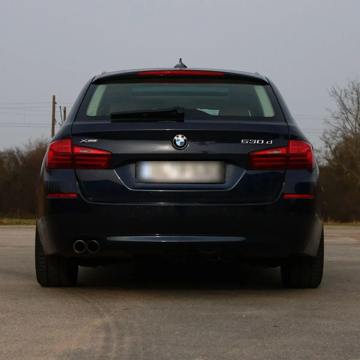 Gebraucht BMW 530 Comfort Edition 258 PS (189 kW) 2014 Blau Kombi