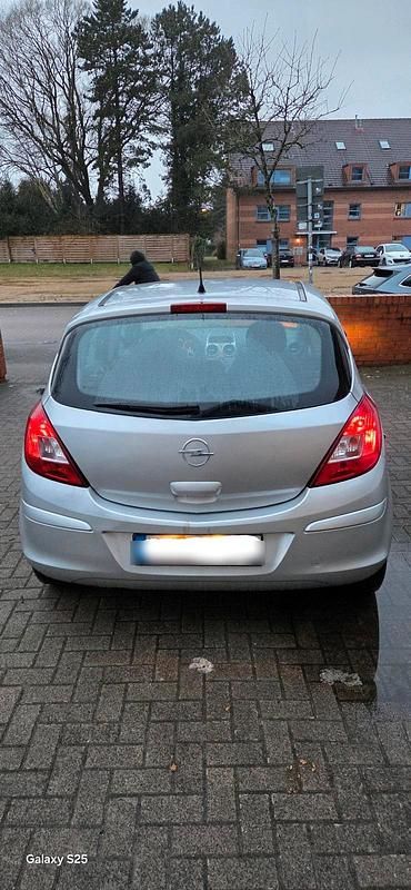 Gebraucht Opel Corsa 86 PS (63 kW) 2008 Silber Kleinwagen