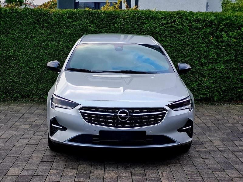 Gebraucht Opel Insignia Elegance 174 PS (127 kW) 2021 Silber Kombi