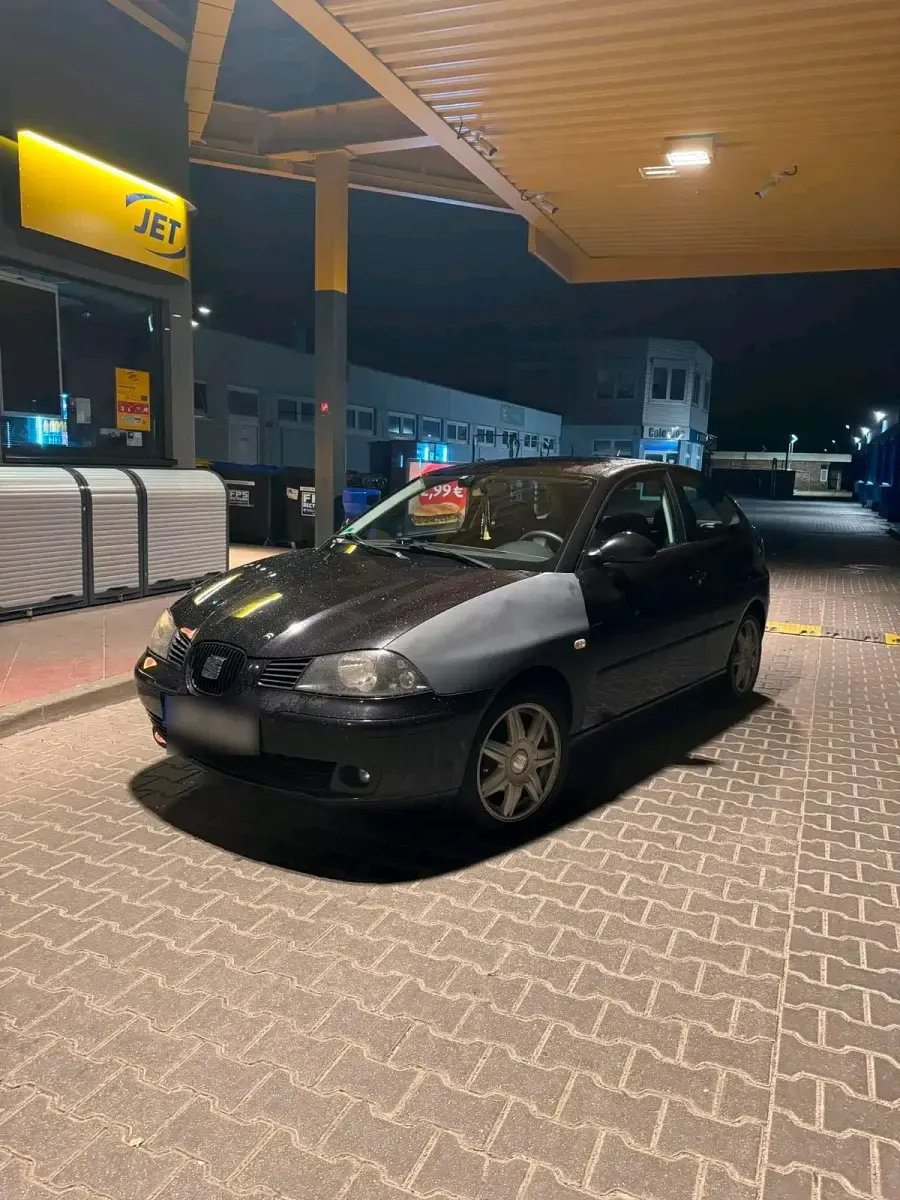 Gebraucht Seat Ibiza 75 PS (55 kW) 2006 Schwarz Kleinwagen