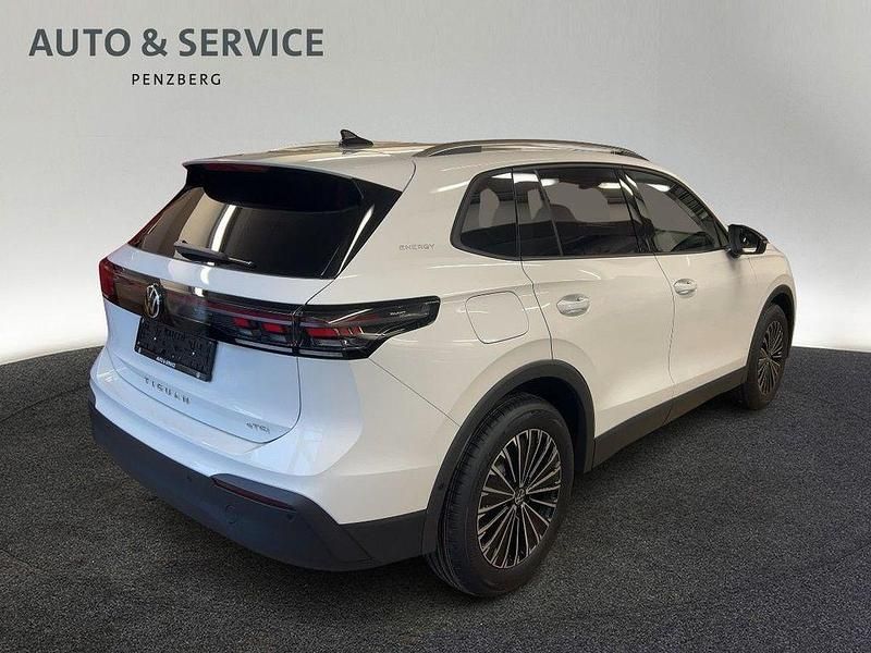 Neu VW Tiguan 150 PS (110 kW) 2026 Weiß SUV