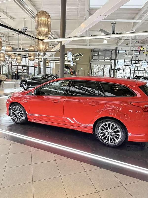 Gebraucht Ford Focus SYNC Edition 125 PS (91 kW) 2017 Limousine