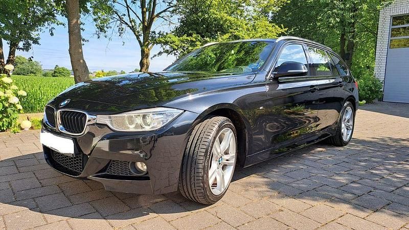 Schwarz Gebraucht 2014 BMW 318 M Sport Kombi | 9.500 € (Fairer Preis) - Bild 1/4