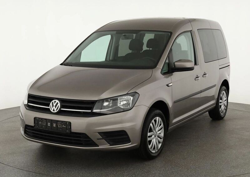 Beige Gebraucht 2017 VW Caddy Trendline Van / Kleinbus | 22.349 € (Etwas zu teuer) - Bild 1/4