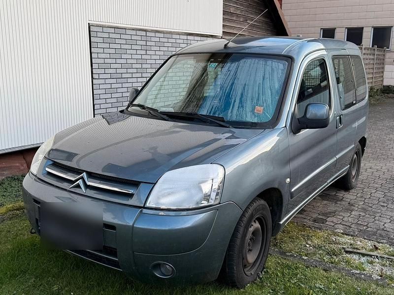 Grau Gebraucht 2007 Citroën Berlingo Van / Kleinbus | 1.200 € (Superpreis) - Bild 1/4