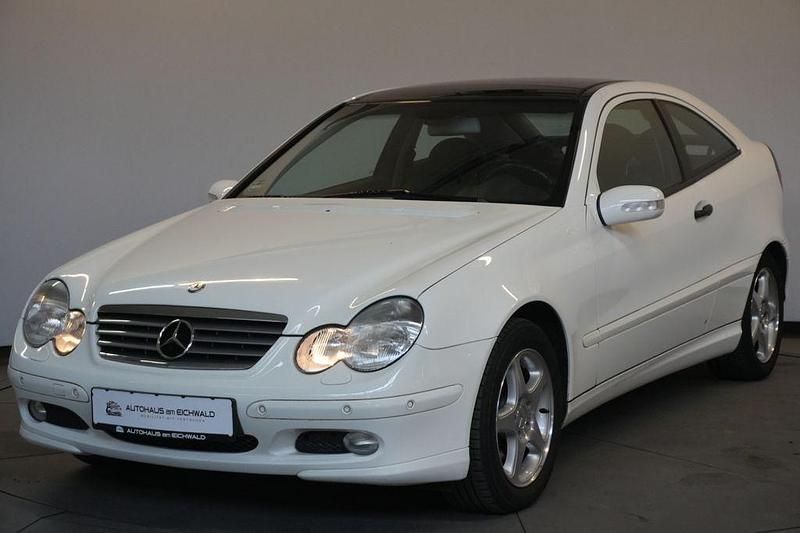 Gebraucht Mercedes C200 163 PS (119 kW) 2001 Weiß Coupé