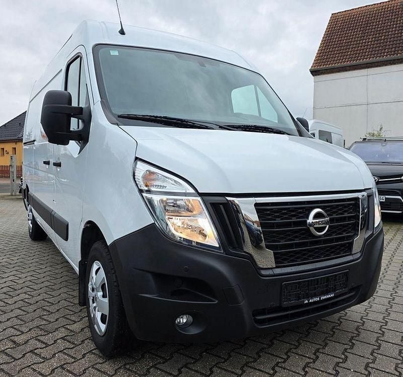 Gebraucht Nissan Interstar 136 PS (100 kW) 2024 Weiß Van