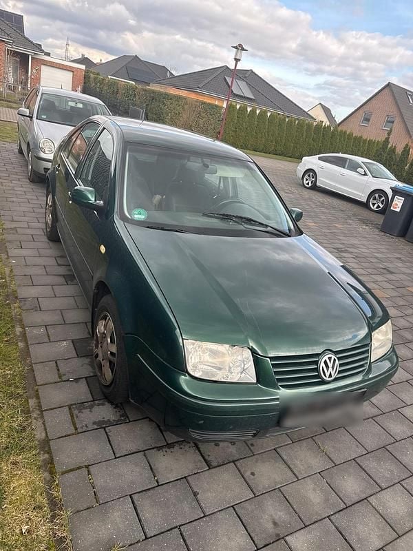 Gebraucht VW Bora 100 PS (73 kW) 1999 Grün Limousine