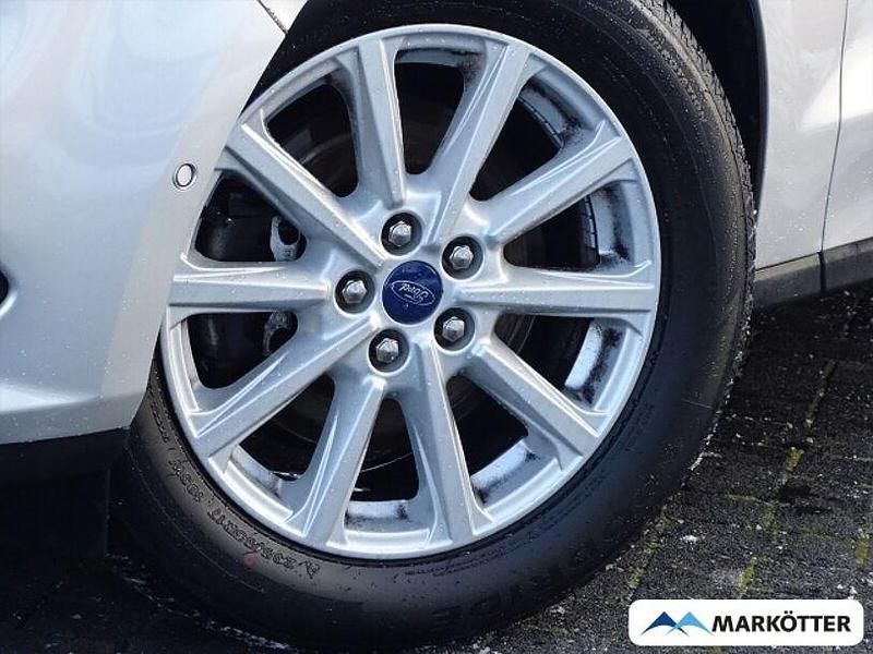 Gebraucht Ford S-MAX Titanium 160 PS (117 kW) 2017 Silber Van / Kleinbus