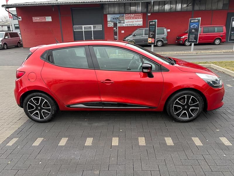 Gebraucht Renault Clio IV Initiale Paris 90 PS (66 kW) 2014 Rot Kleinwagen