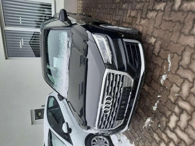 Gebraucht Audi Q2 Design 116 PS (85 kW) 2018 Mythosschwarz metallic SUV