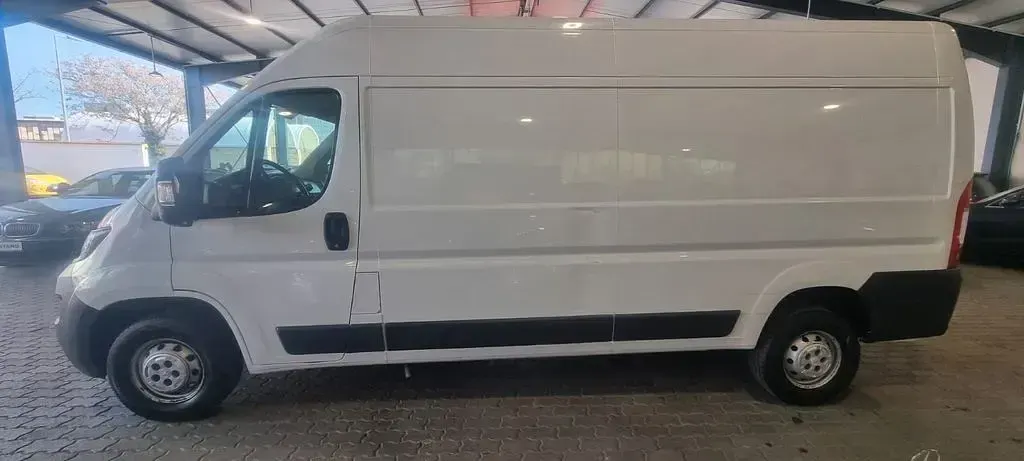 Gebraucht Peugeot Boxer 163 PS (119 kW) 2017 Weiß Van