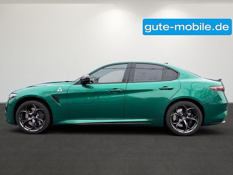 Neu Alfa Romeo Giulia Quadrifoglio Verde 519 PS (381 kW) 2025 Grün Limousine