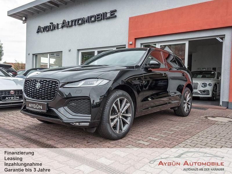 Schwarz Gebraucht 2025 Jaguar F-Pace R-Dynamic SUV | 58.995 € - Bild 1/4