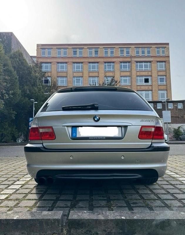 Gebraucht BMW 330 M Sport 231 PS (169 kW) 2005 Silber Kombi