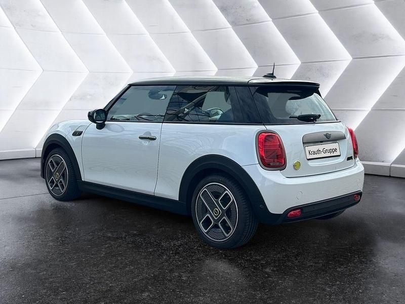 Gebraucht Mini Cooper SE 135 kW (184 PS) 2023 Weiß Kleinwagen