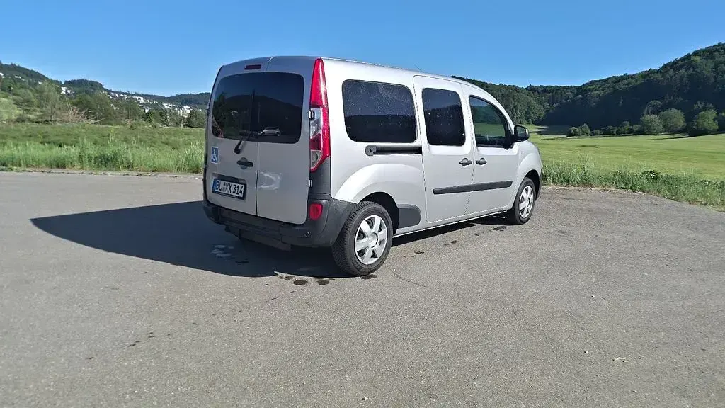 Gebraucht Renault Kangoo 110 PS (80 kW) 2016 Silber Van / Kleinbus