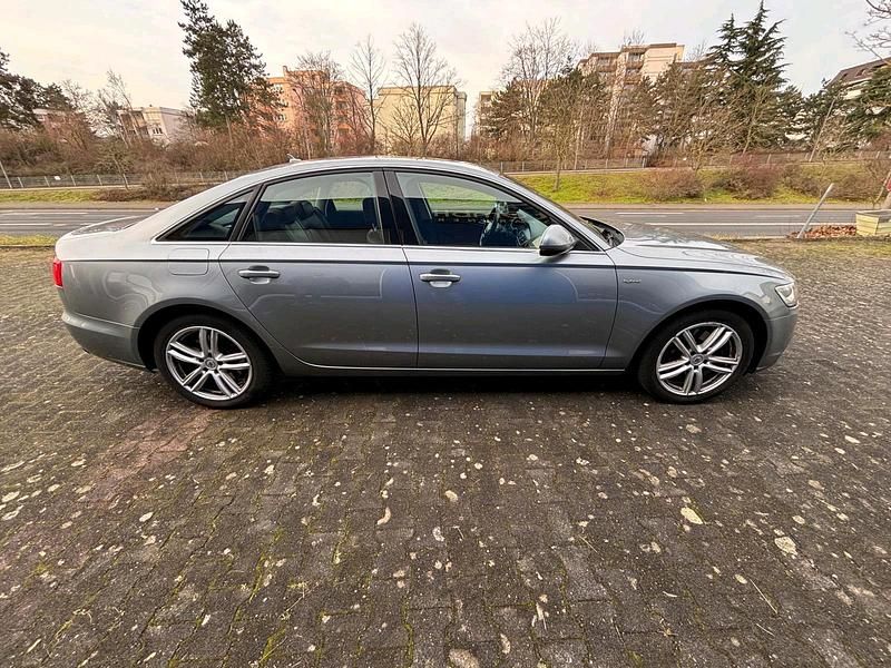 Gebraucht Audi A6 Business 211 PS (155 kW) 2012 Silber Limousine