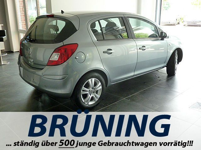 Używany Opel Corsa Selective 86 KM (63 kW) 2013 Srebrny Hatchback